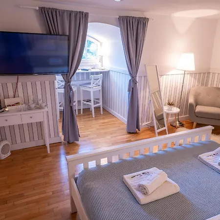 Guest house Na Landeku