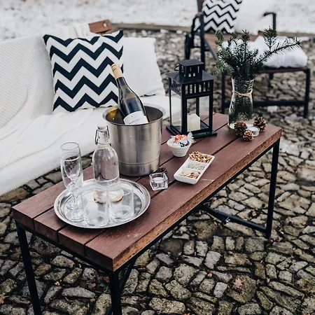 招待所 Na Landeku 4*