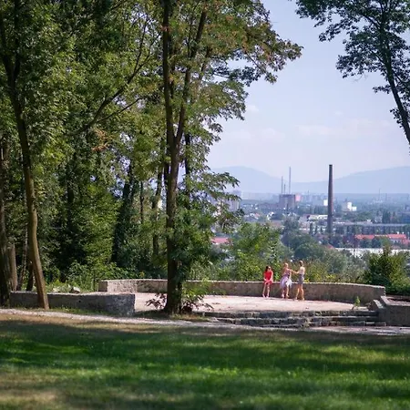 Vendégház Na Landeku